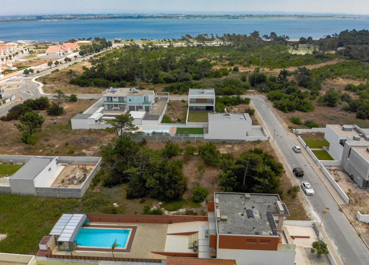 O Cantinho Entre A Ria E O Mar - With Hot Water Pool All Year Round Торрейра Экстерьер фото